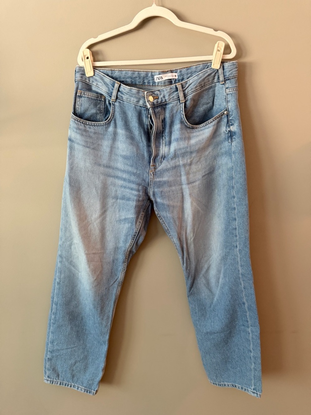Zara Light Blue Relaxed Jeans